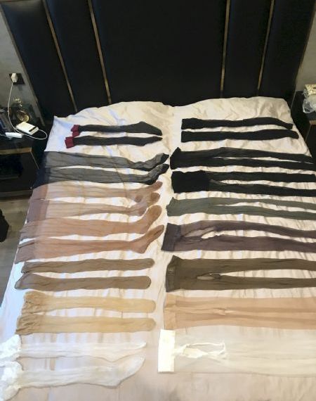 欧美女头像黑白高冷_720完整版观看