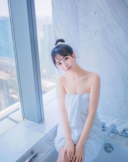 国产蜜桃tv观看二区_4K在线观看电视