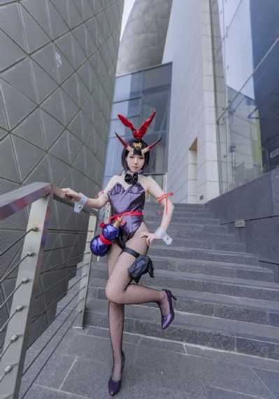 欧美老妇人与禽交_BD日本电影免费