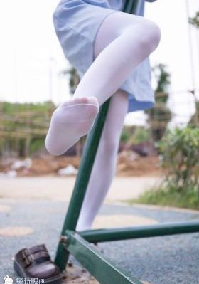 欧美美女接吻_手机在线看片