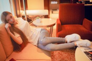 欧美美女抽烟写真图片_4K在线观看电视