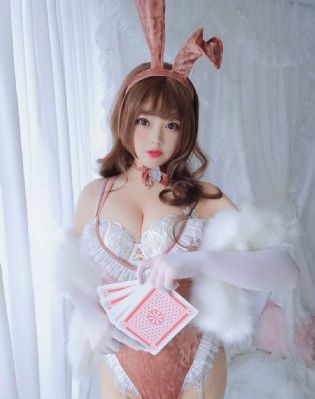 2021国产精品123老狼_4K电影完整版