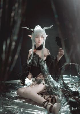 欧美人妖日屁_720免费在线观看