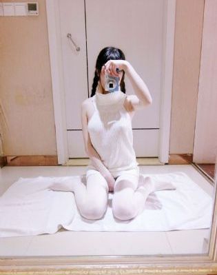 欧美美女草草_BDHD高清在线观看