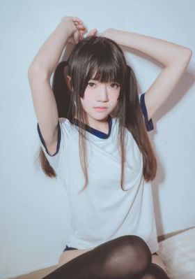 一边亲着一面膜的免费版_蓝光免费观看最新